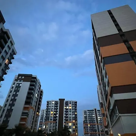 Apartmán Luxry With Swimming Pool
